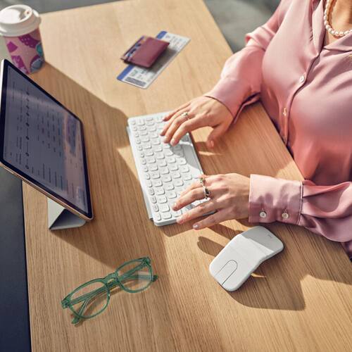 罗技 Logitech Mobi Fold 便携折叠无线蓝牙鼠标 全新正品未开封 - 图2