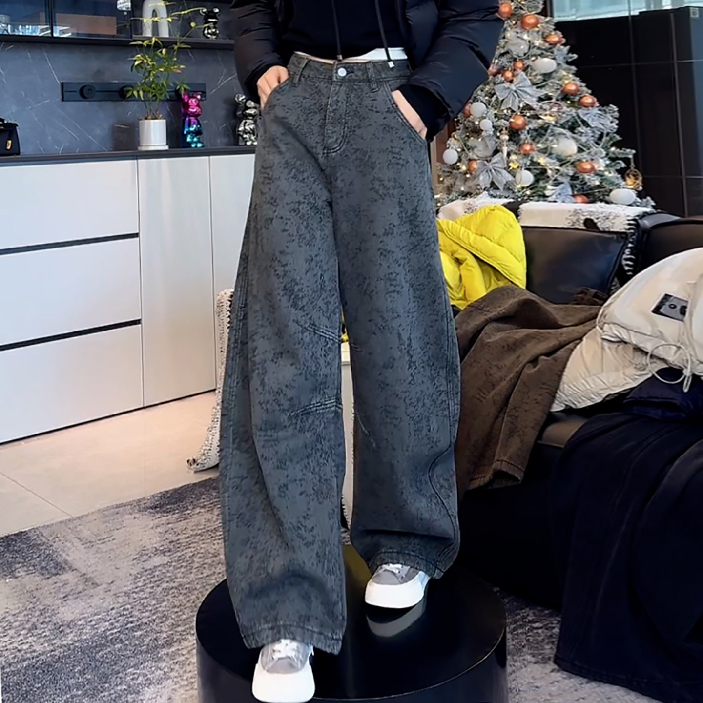 Ader加绒加厚提花阔腿牛仔裤女2025冬季新款高腰百搭显瘦弯刀裤潮,淘宝优惠券,粉丝福利购,淘宝优惠卷