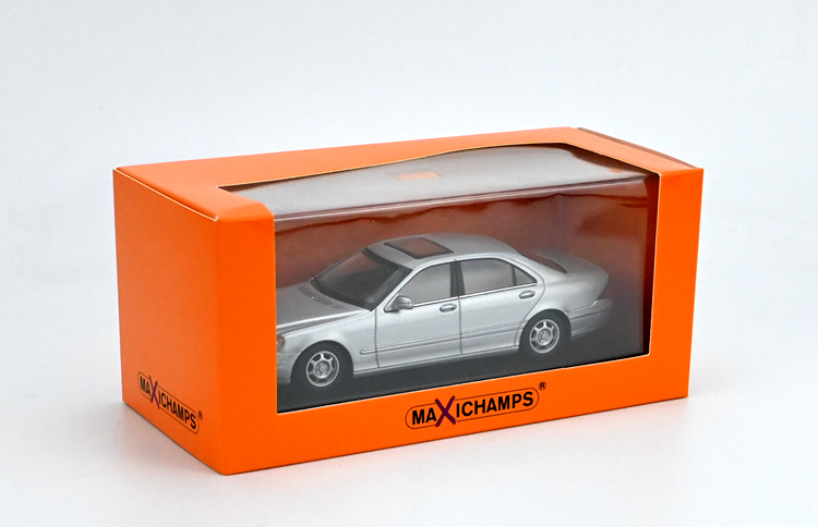 minichamps迷你切 1:43 奔驰S class W220 蝴蝶奔 合金汽车模型 - 图0