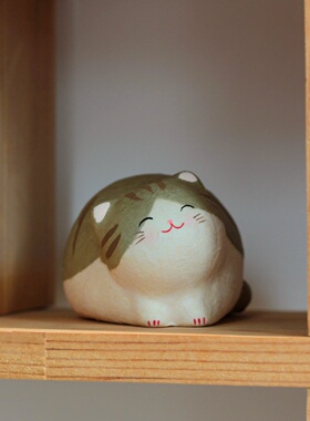 龙虎作和纸彩绘胖嘟嘟笑脸猫咪