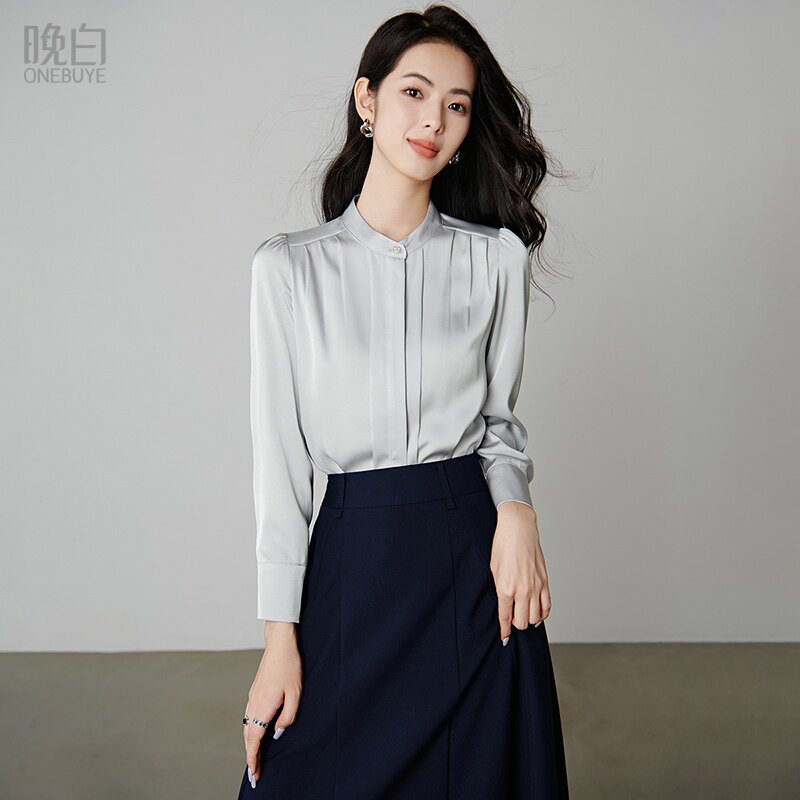 晚白2025年秋新款气质缎面立领通勤减龄休闲百搭长袖衬衫女