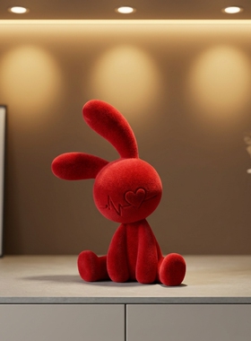 可爱红色兔子毛绒玩具摆件