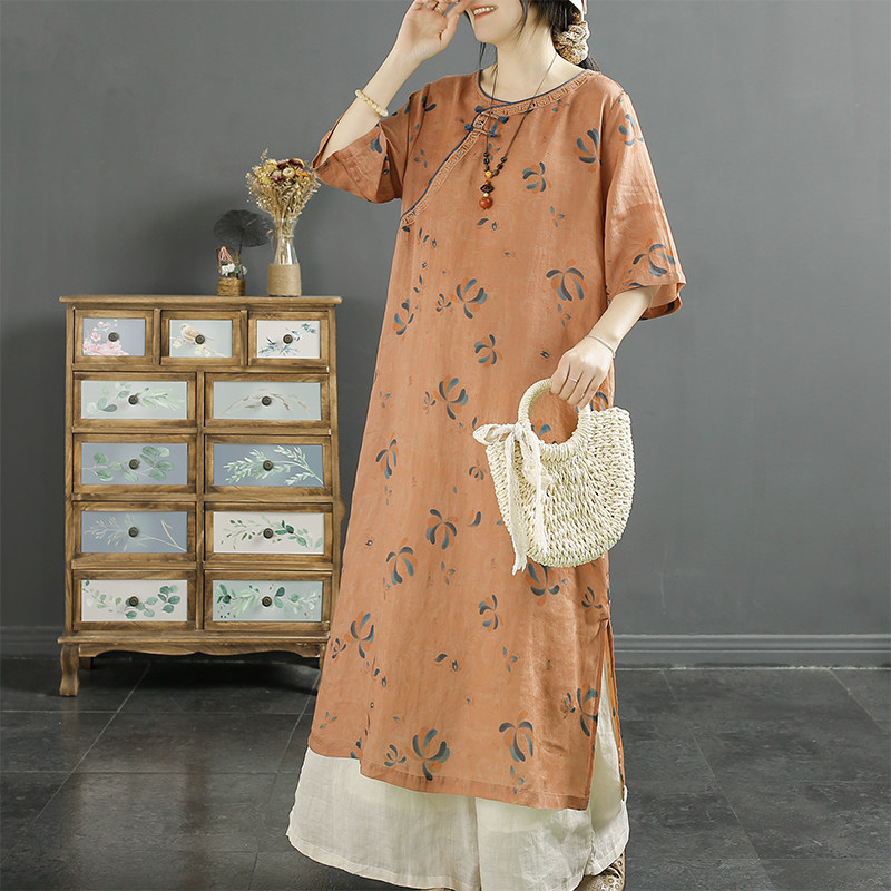  千秋飞燕连衣裙