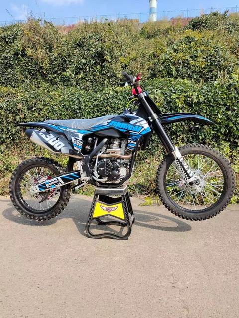 Zuma Racing Mountain Bike Cyclocross 300