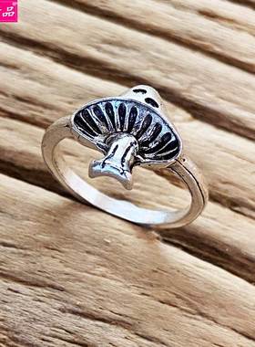 Creative personality retro spider skull butterfly Punk ring