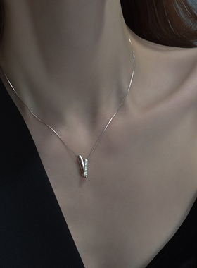 925纯银项链女相扣小众设计感