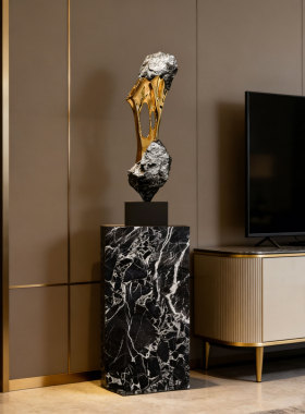 轻奢石来运转落地摆件