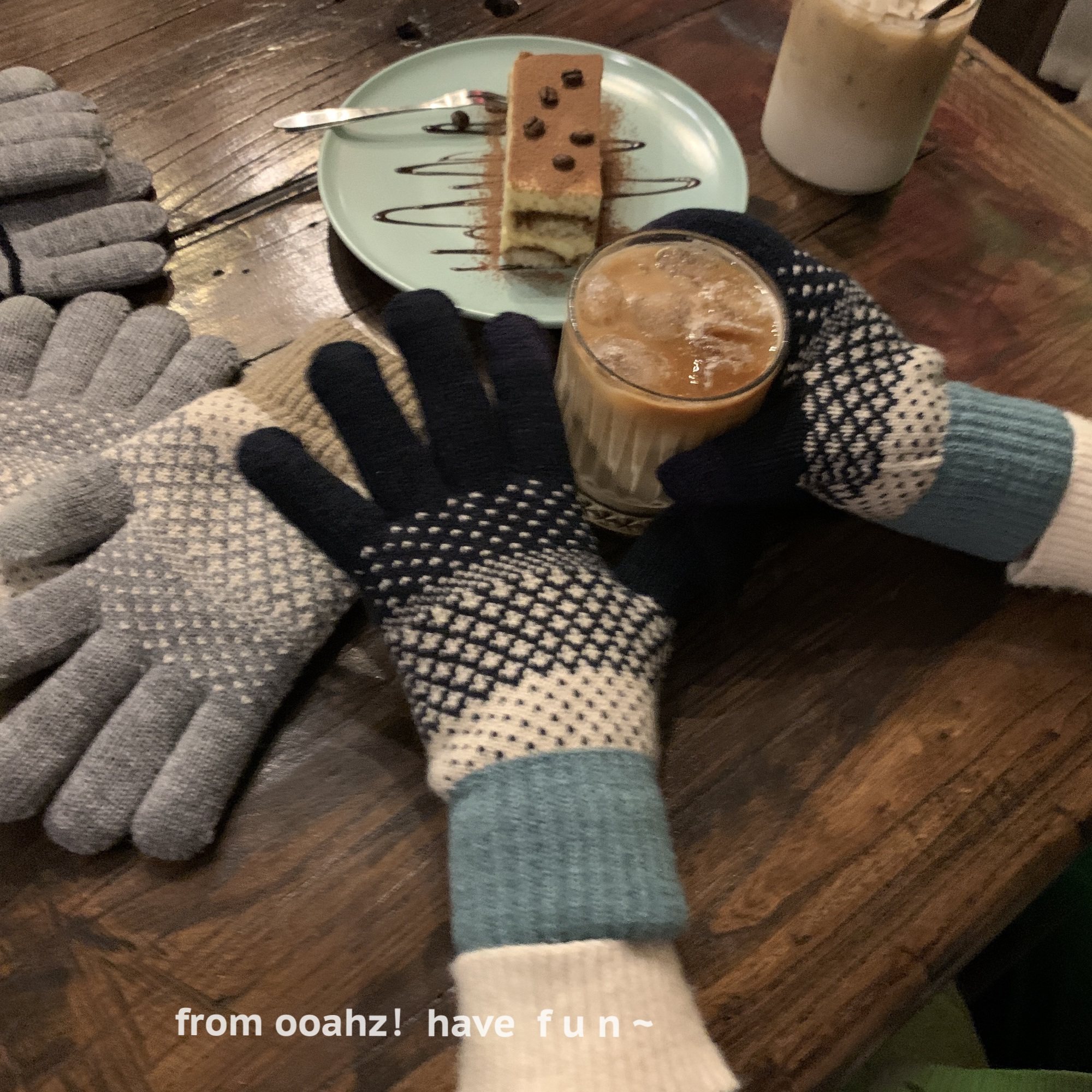 抗冻装备｜双层加绒 中性配色情侣秋冬保暖纯色骑车触屏手套男女,淘宝优惠券,粉丝福利购,淘宝优惠卷