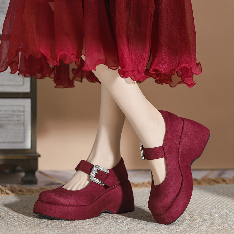 复古红色小个子增高厚底玛丽珍女鞋2025春季新款绝美水钻绒面单鞋 - 图0