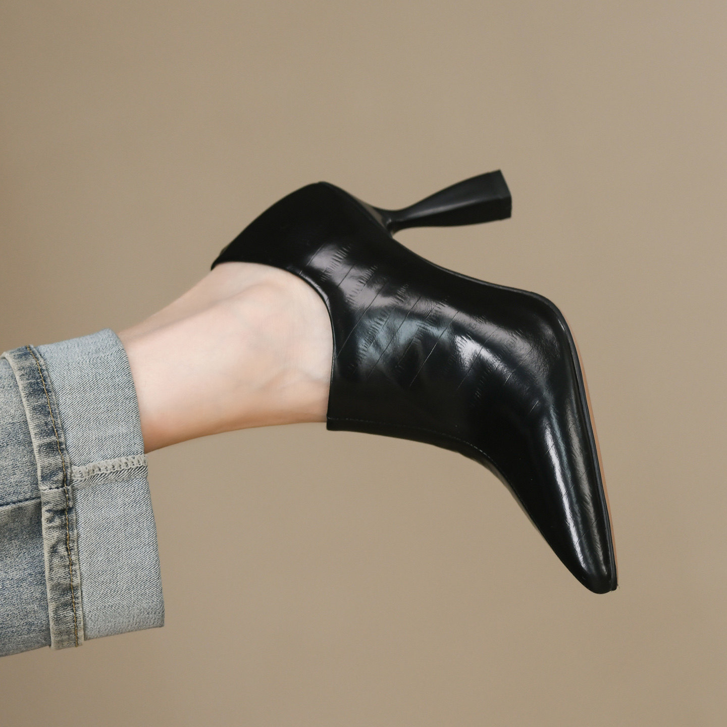 2025年秋季新款超高跟细跟头层牛皮复古尖头拉链深口单鞋女,淘宝优惠券,粉丝福利购,淘宝优惠卷