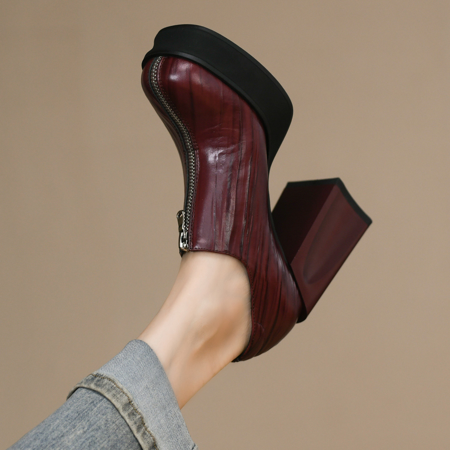 10cm秋季新款头层牛皮超高跟粗跟厚底方头时尚前拉链深口单鞋女,淘宝优惠券,粉丝福利购,淘宝优惠卷