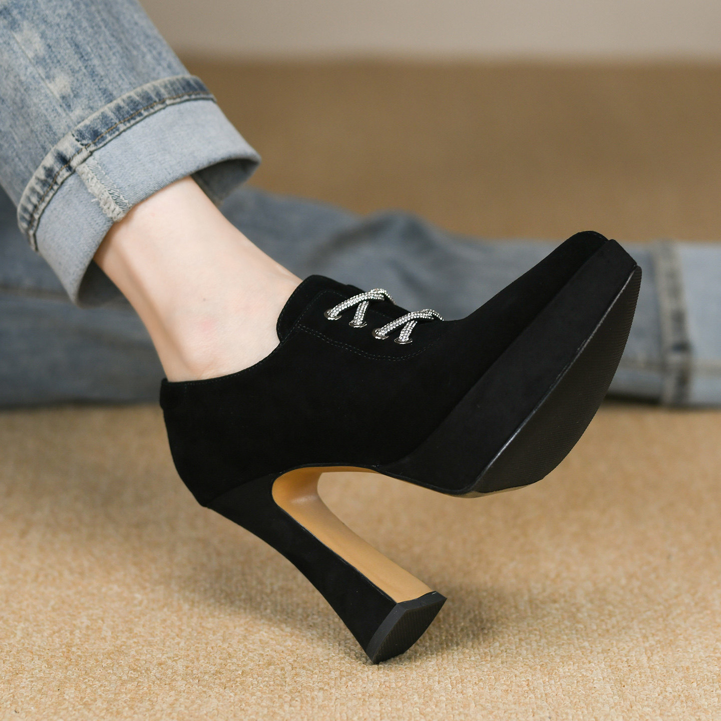 2025年秋季新款羊猄皮超高跟粗跟厚底尖头时尚拉链深口单鞋女,淘宝优惠券,粉丝福利购,淘宝优惠卷