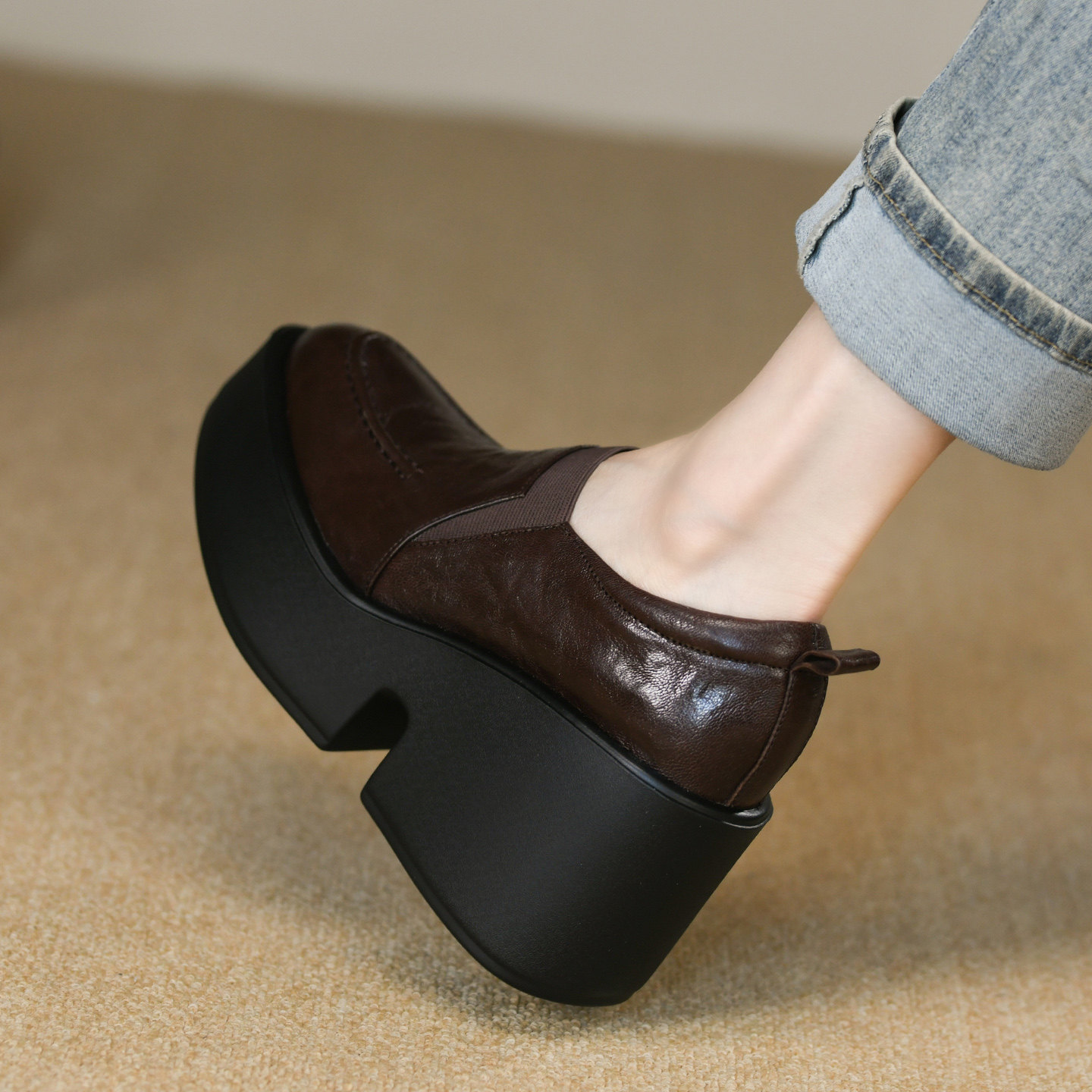 复古圆头深口厚底单鞋女粗跟秋季真皮松紧一脚蹬防水台高跟皮鞋女,淘宝优惠券,粉丝福利购,淘宝优惠卷