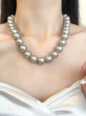 施家银灰色正圆珍珠毛衣链2025年新款潮项链女小众设计款锁骨颈链