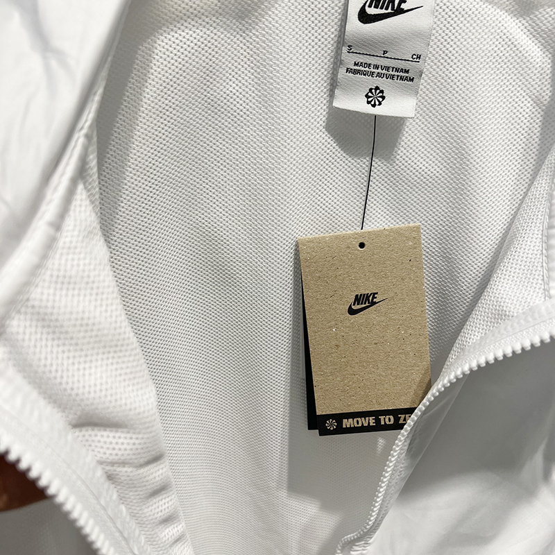 正品NIKE/耐克女子连帽薄款休闲运动风行者夹克外套 AJ2982-101 - 图2