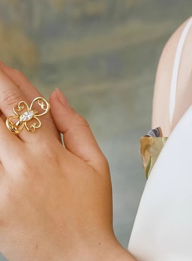 MOLISM图纹花型镶钻开口戒指