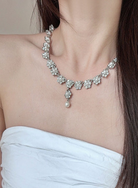 波光粼粼超闪满钻花朵奢华项链女