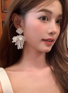白色贝壳花朵流苏耳环耳钉女