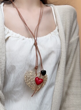 金属镂空金色爱心皮绳长款项链