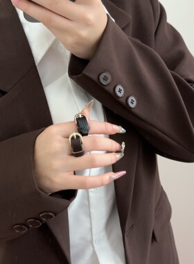 棕色朋克复古皮带扣皮革潮流戒指