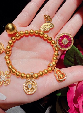 手链许愿池富婆胭脂粉花窗中小码7个吊坠镶钻金色复古手链