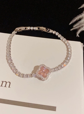 2024夏季新款微镶满锆四叶草手链女网红个性轻奢大气可调节手饰品