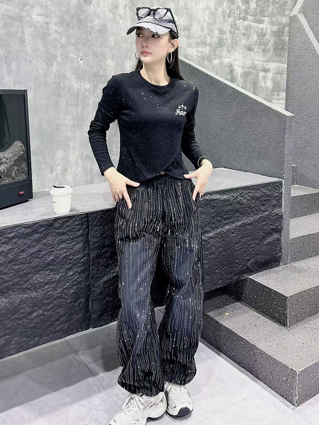 2026秋冬新款曳步舞休闲运动套装女网红同款广场舞队服演出服,淘宝优惠券,粉丝福利购,淘宝优惠卷