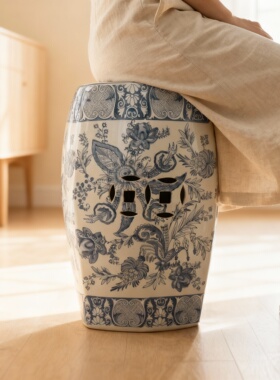 新中式青花瓷花鸟换鞋凳摆件