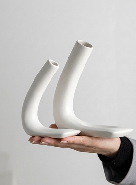 简约白色异形花瓶桌面摆件