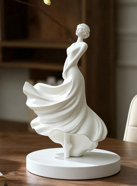 现代简约轻奢艺术人物摆件