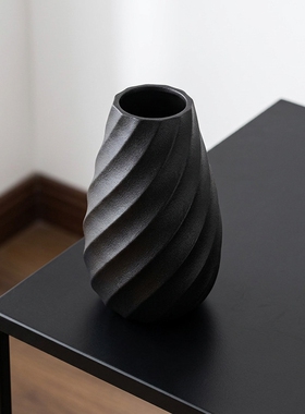 现代简约陶瓷花瓶摆件螺旋纹理