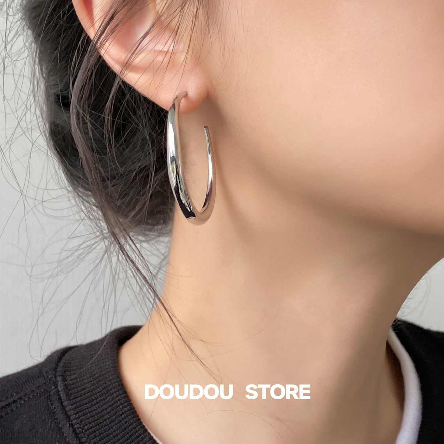 【新品88折】925银针简约好质感c圈耳环显脸小欧美酷飒耳圈女,淘宝优惠券,粉丝福利购,淘宝优惠卷