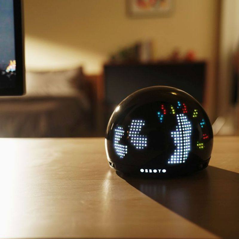 SwitchBot OBBOTO Sphere 桌面 AI 陪伴精灵像素球 球形桌面灯,淘宝优惠券,粉丝福利购,淘宝优惠卷