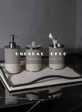 UNUSUALDECO皮质金属饰品摆件