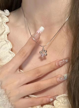 设计花朵彩钻项链个性小众百搭锁骨饰女潮颈链情侣