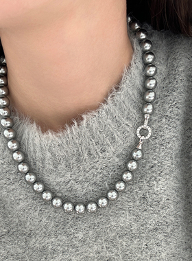 真多麻灰色珍珠项链配饰女秋冬轻奢小众颈链毛衣链高级感新款饰品
