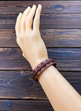 原创复古情侣款牛皮手镯手环