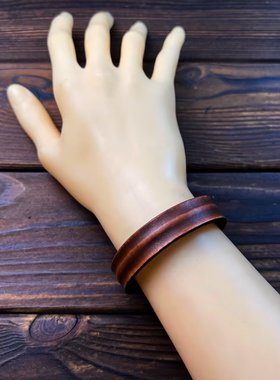 原创复古情侣款皮手镯时尚百搭