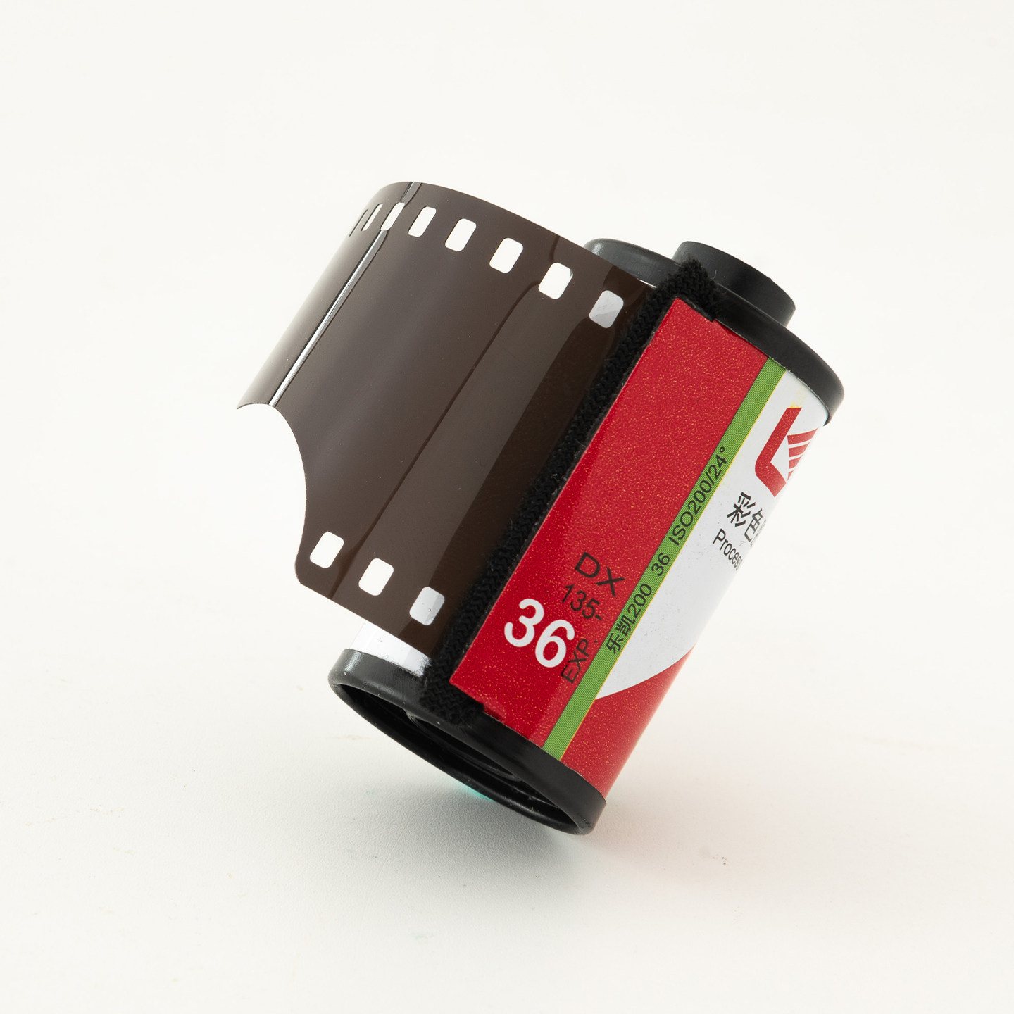 乐凯C200胶卷135规格彩色负片 全画幅新批次日光型24DIN 国产胶片,淘宝优惠券,粉丝福利购,淘宝优惠卷