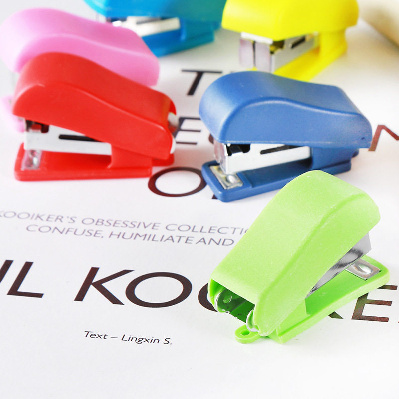 Creative mini stapler for students, labor-saving stapler, small stationery stapler, small stapler, stapler for test papers