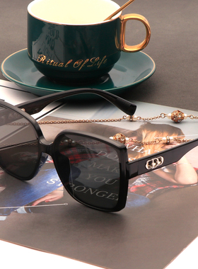 方形尼龙偏光太阳镜大框红色防晒