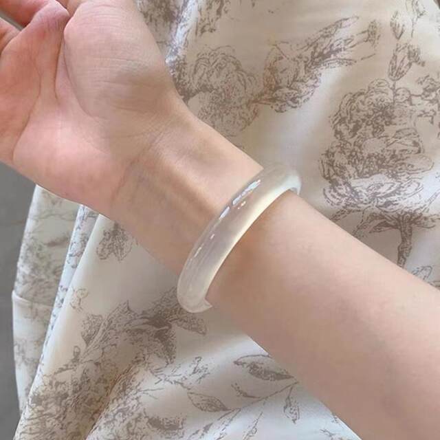 Jade bracelet moonlight agate white moonlight bracelet high ice-transparent