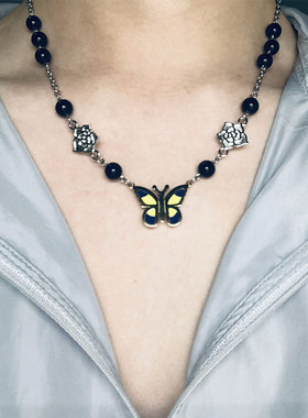 披荆斩棘的哥哥李响同款黑色贝珠玫瑰花蝴蝶颈项链男女个性锁骨链