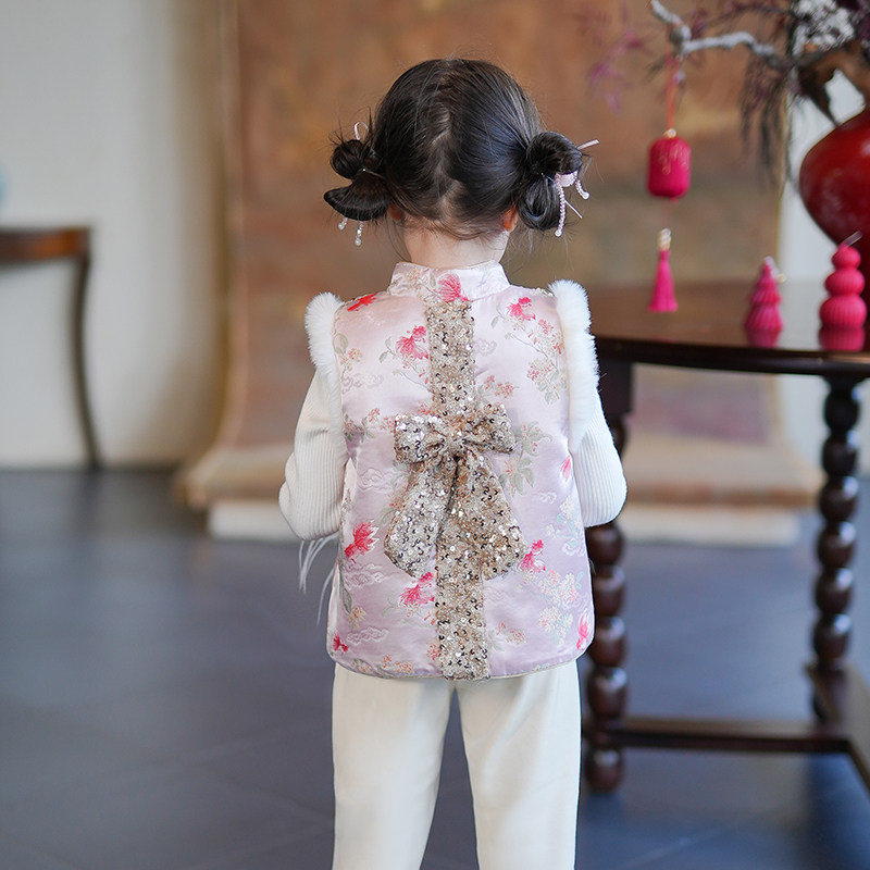 女童套装冬装2025新款拜年服汉服马甲提花丝绒盘扣上衣儿童新中式,淘宝优惠券,粉丝福利购,淘宝优惠卷