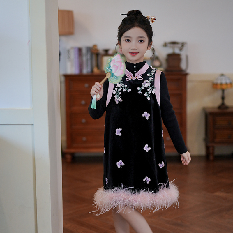女童旗袍裙立领新中式2025秋冬装儿童丝绒国风鸵鸟毛汉服背心裙子 - 图3