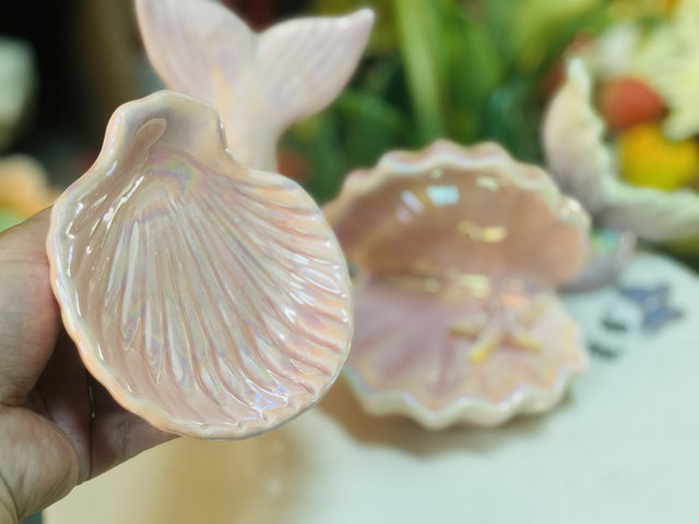 Ins style simple ceramic fish tail shell storage jewelry small ornaments home decoration jewelry tray storage tray bowl