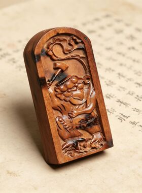 天然雷击枣木王灵官无事牌吊坠浮雕双面雕刻道家法器令牌带绳发货