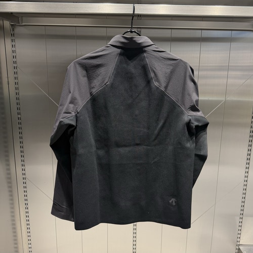 迪桑特DESCENTE男款DUALIS都市通勤简约舒适长袖衬衫D4431DJS81 - 图0