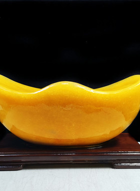 黄色玉石元宝桌面摆件