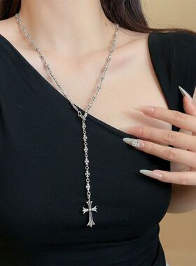 复古十字架项链女款2025新款小众卫衣链锁骨链毛衣链挂脖配饰饰品